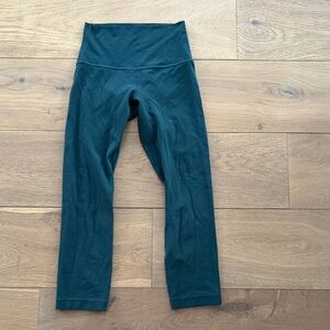 lululemon 21” inseam aligns - size  2